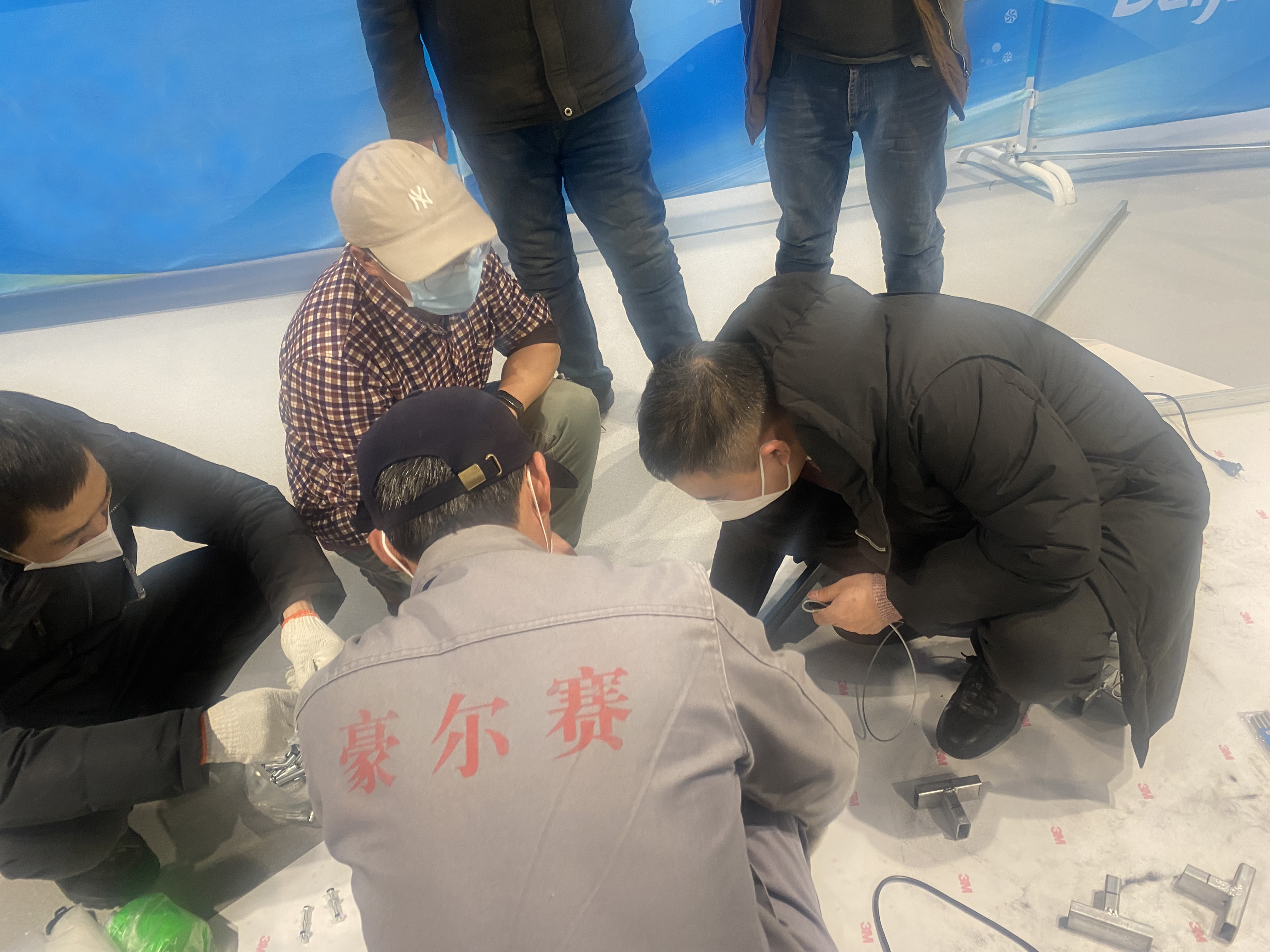 11K8凯时为速度滑冰比赛提供专业转播设备安装服务.jpg